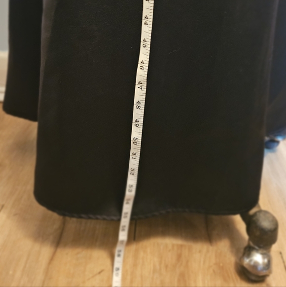 Black and White Strapless Dress. Size 12. Flare Hemline - Picture 3 of 8